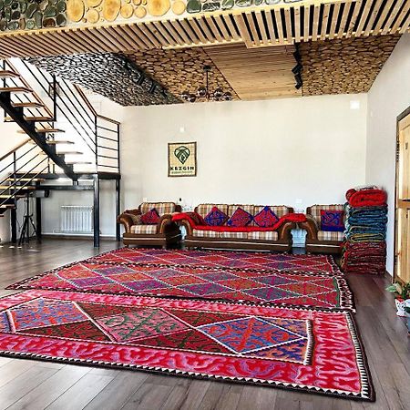 Naryn Kezgin Guest House מראה חיצוני תמונה