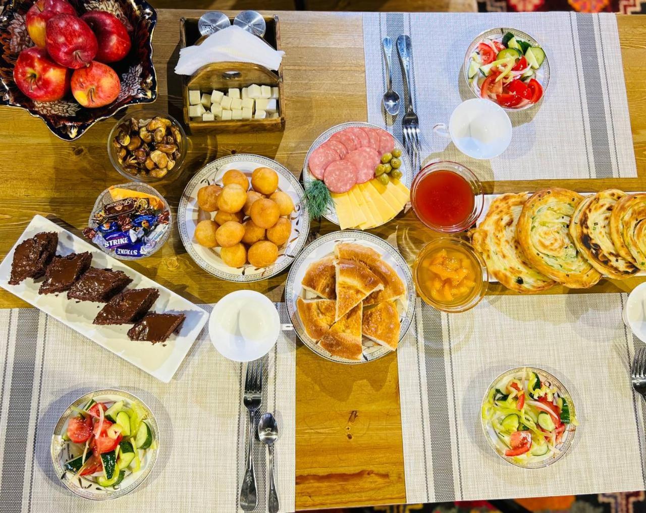 Naryn Kezgin Guest House מראה חיצוני תמונה
